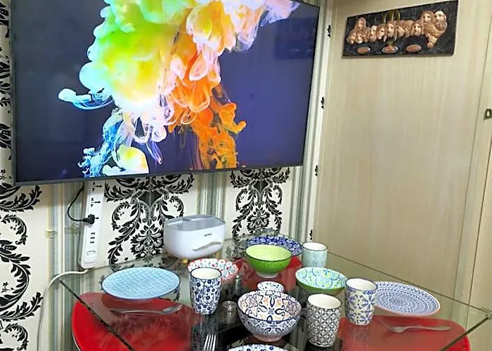 Отель Elegant At Grass Residences 1-5 Persons Only, Quezon 4*