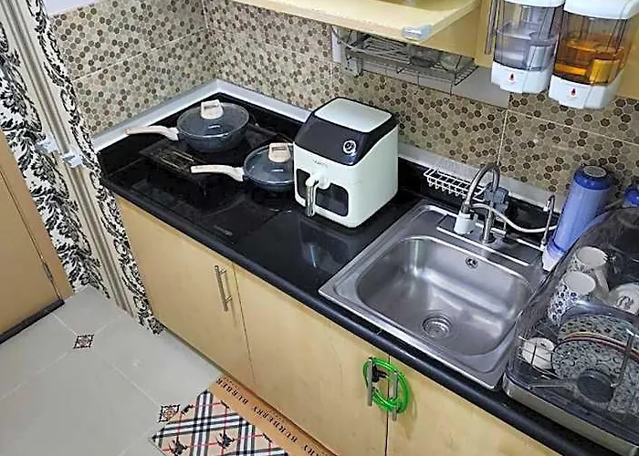Elegant At Grass Residences 1-5 Persons Only, Quezon 4*